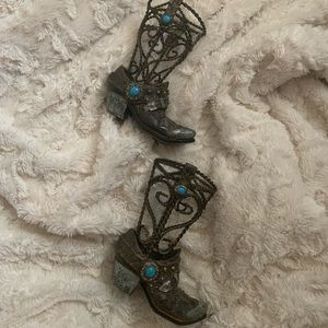 Hobby Lobby Cowboy boot decor.